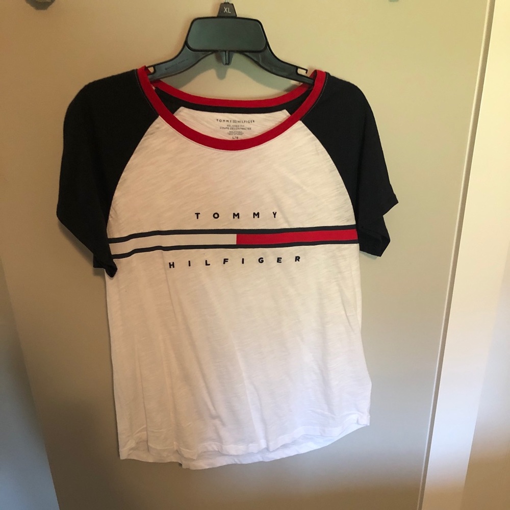 Tommy Hilfiger Women’s t-shirt